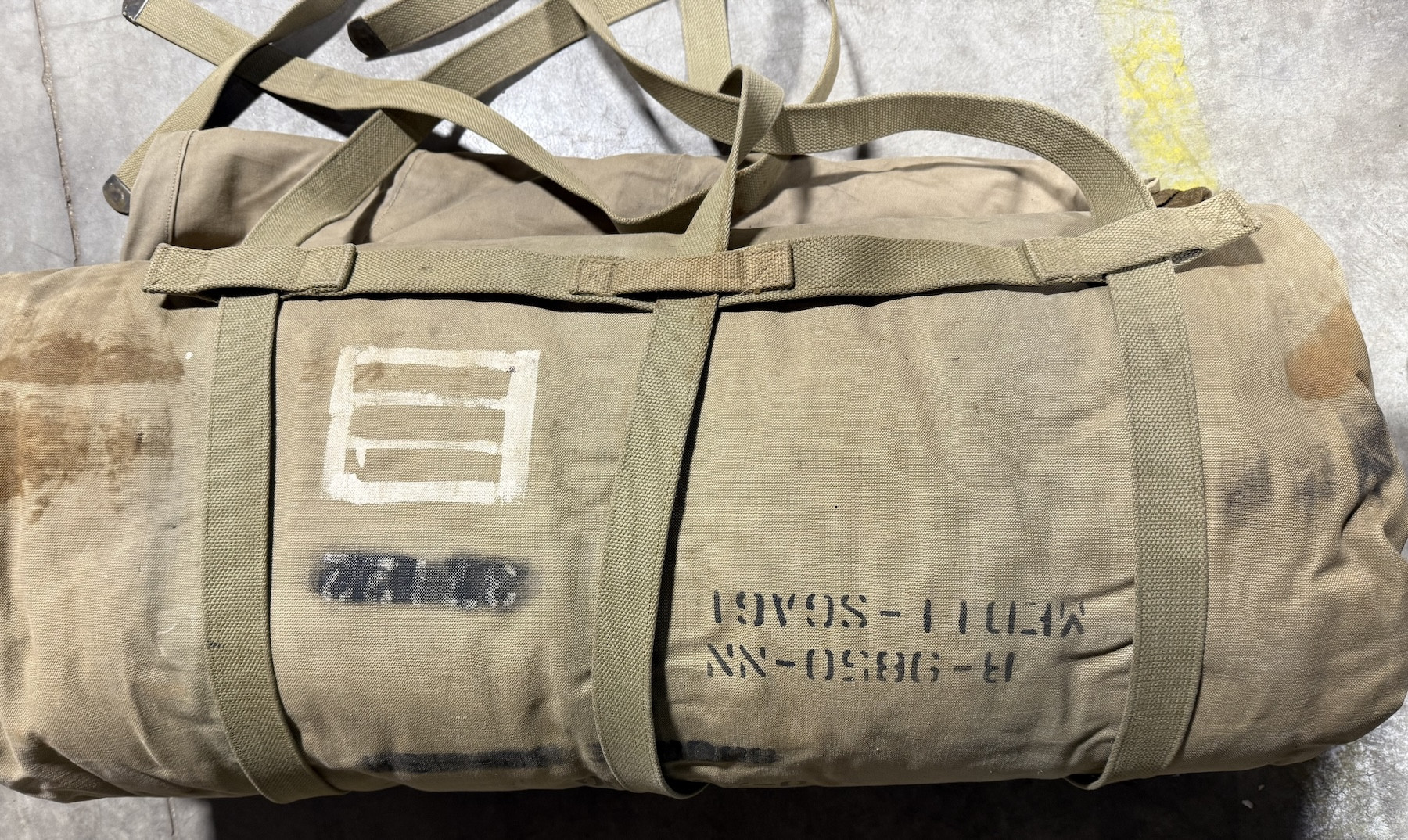 US WW2 Bedding Roll, Mod.1935, khaki, named 